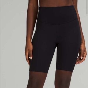 Lululemon Base Pace Bike Shorts 6”